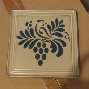 Pfaltzgraff Folk Art trivet
